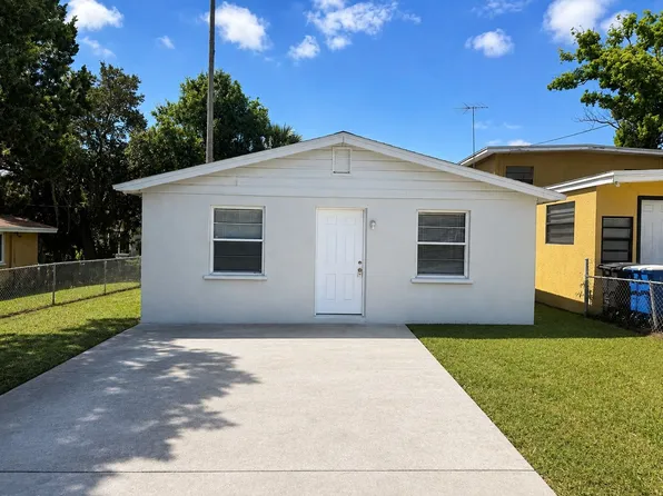 1163 Engman St, Clearwater, FL 33755