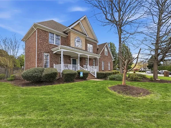 715 Wentworth Dr, Chesapeake, VA 23322