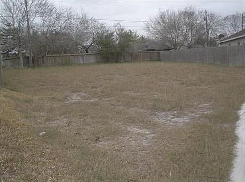 1st image of 2622 Reveille Dr