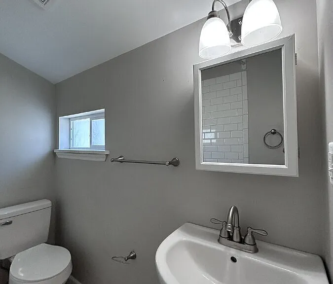7127 Alabama Ave — Photo 8