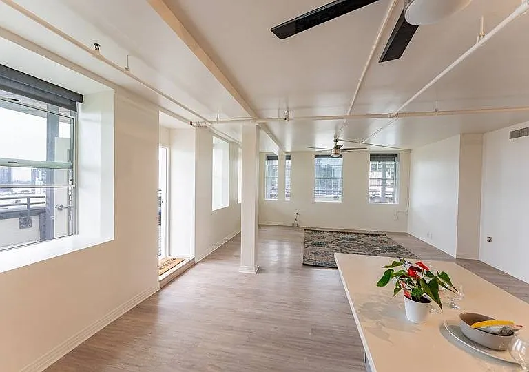 Penthouse Kitchen