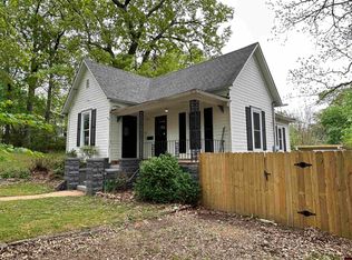 516 Powell Ave, Cotter, AR 72626