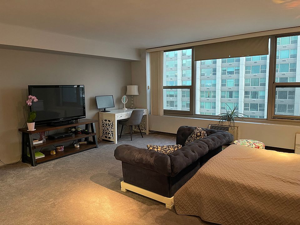 2nd image of 3600 N Lake Shore Dr #999