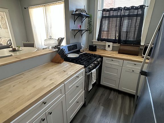 2nd image of 3235 Lafayette Ave #1W
