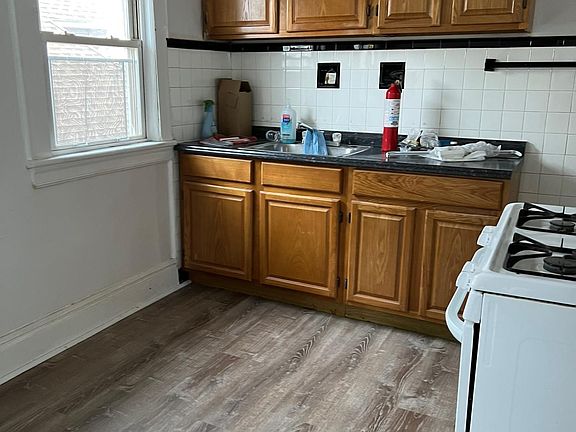 3rd image of 1553 76th St Floor 3