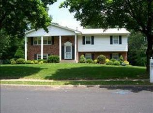 40 Lawrence Pl, Spring Valley, NY 10977