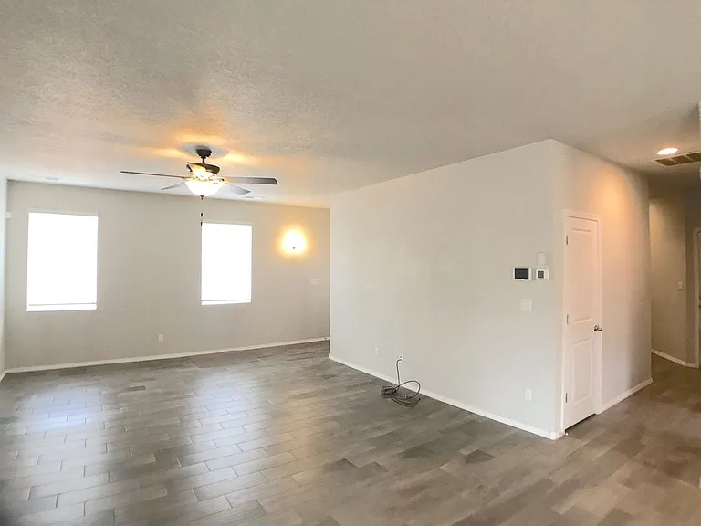 1748 Valle Vista Rd NW — Photo 13