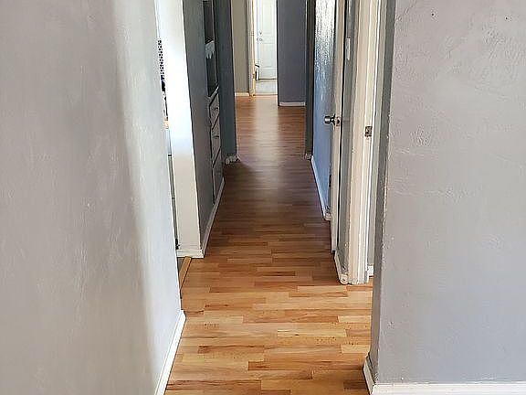 4th image of 2634 Graceland Dr NE