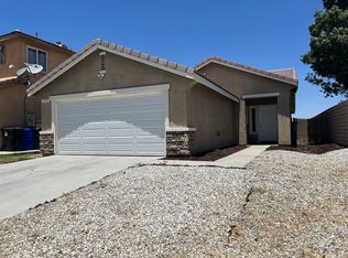 13892 Summer Wind St, Victorville, CA 92394
