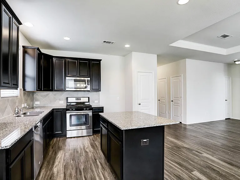 30214 Live Oak Way — Photo 3