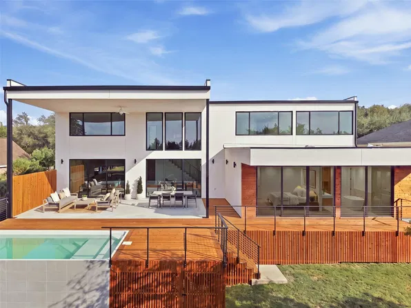121 Clubhouse Dr, Austin, TX 78734