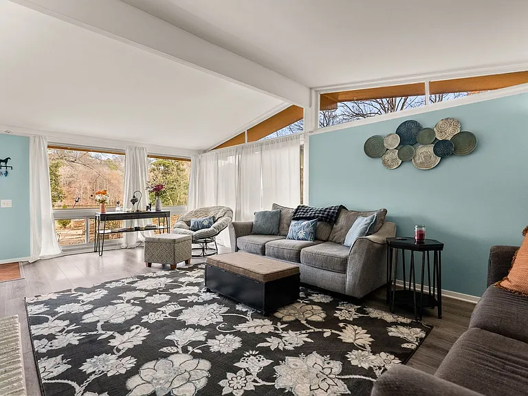 1512 Waterside Dr — Photo 14