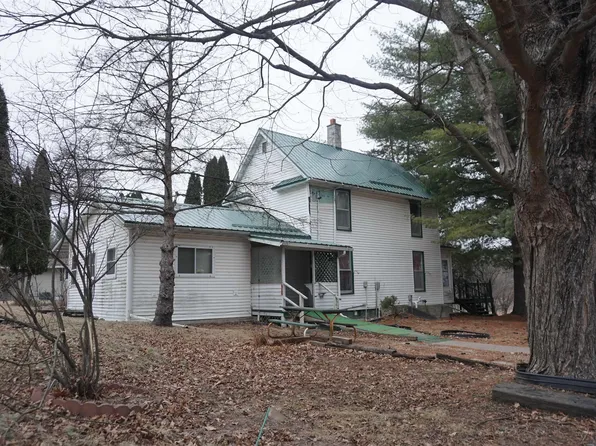 420 South St, Marquette, IA 52158