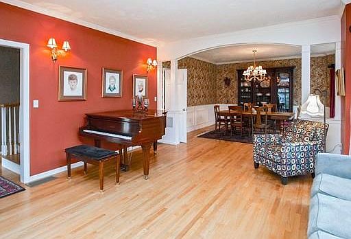 3rd image of 18 Stone Meadow Farm Dr