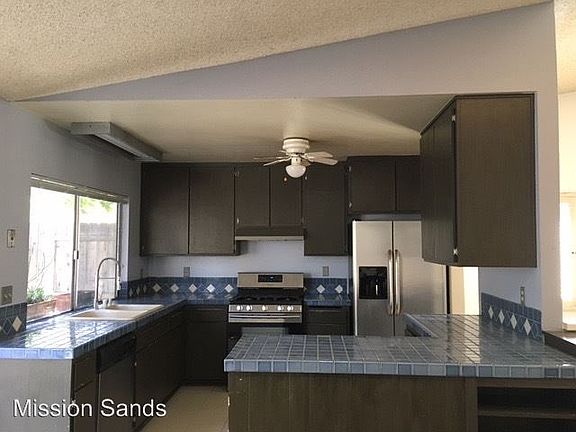 4th image of 11539 Tribuna Ave