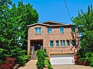 3 8th St, Englewood Cliffs, NJ 07632