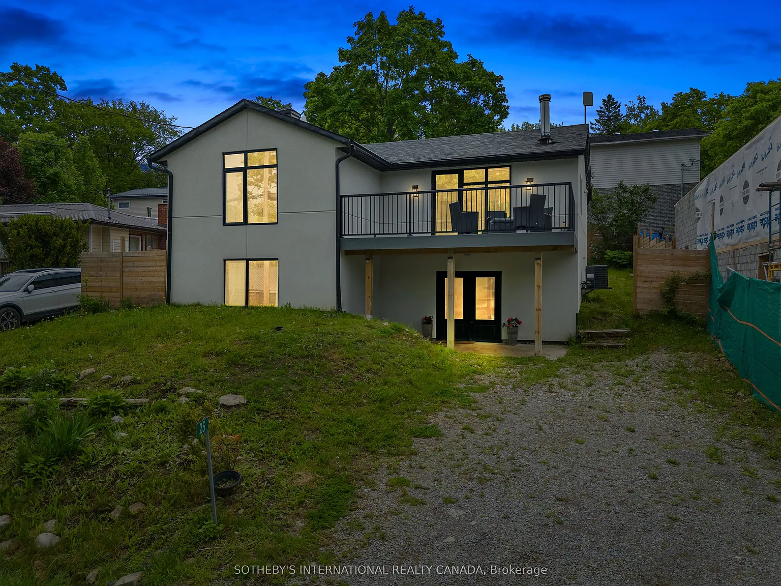 4 bed, $2,700 — Photo 2