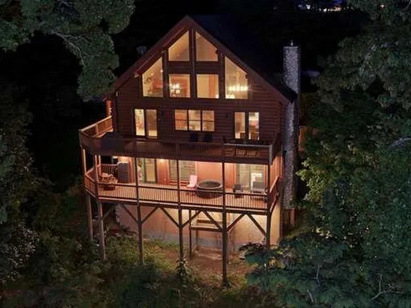 135 Ridge Top Drive, Topton, NC 28781