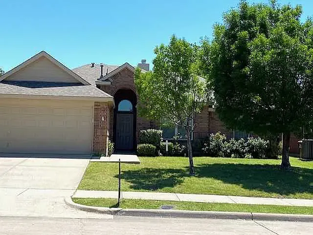 3501 Paint Dr — Photo 2