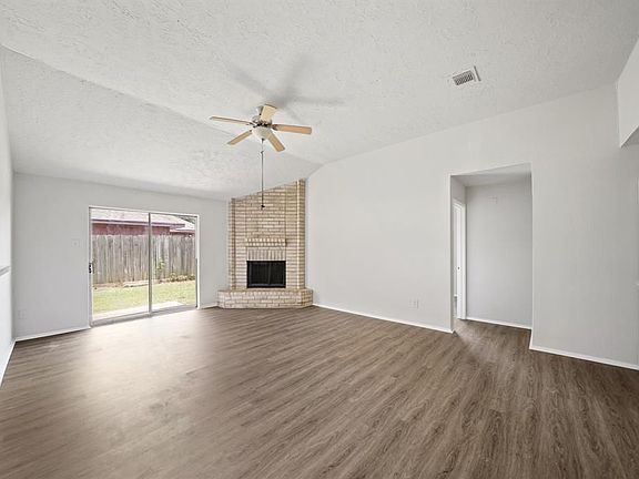 3rd image of 5118 Quebec Blvd