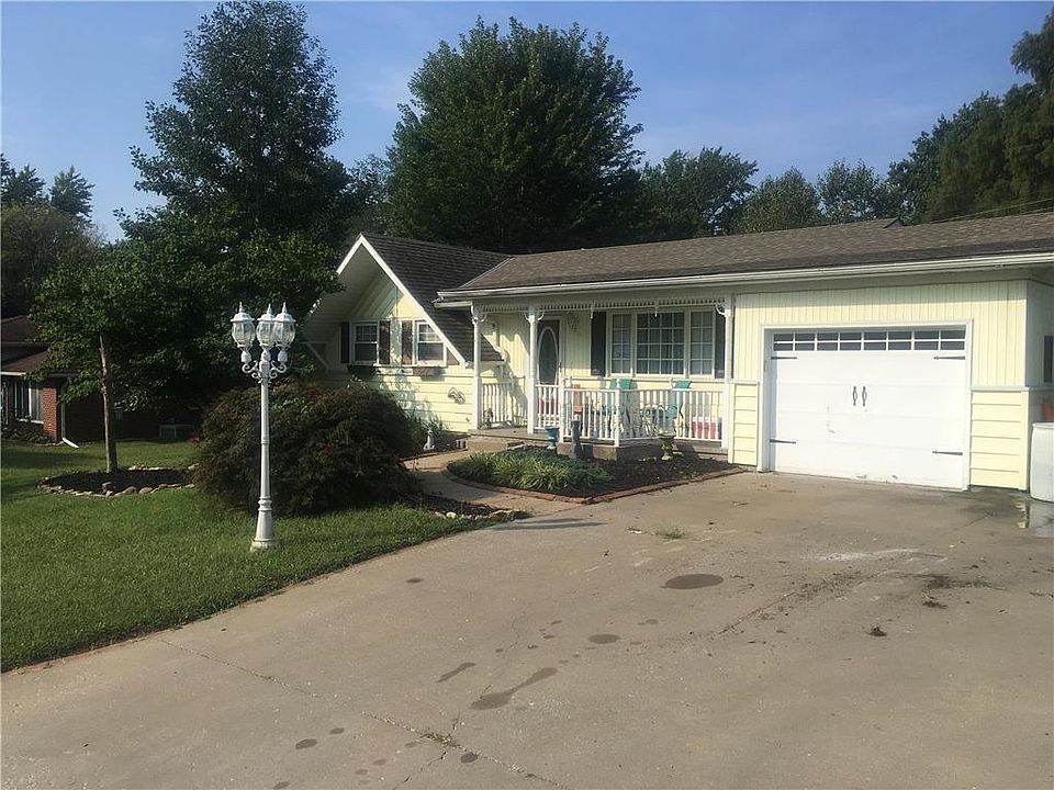 2nd image of 3412 W Lantern Ln