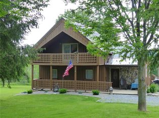 3881 Hillview Dr, Naples, NY 14512