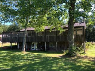 4412 Swihart Rd, Brethren, MI 49619