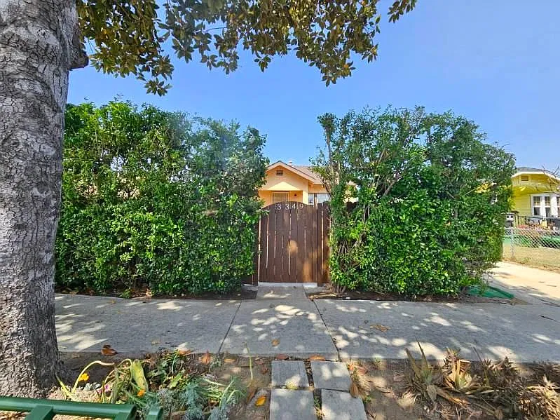 3349 Hollydale Drive — Photo 3