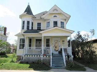 115 E 4th St, Tipton, IA 52772