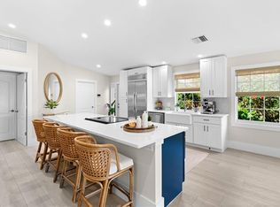 5792 Drummond Way, Naples, FL 34119