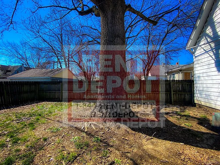 519 E Michigan St — Photo 44