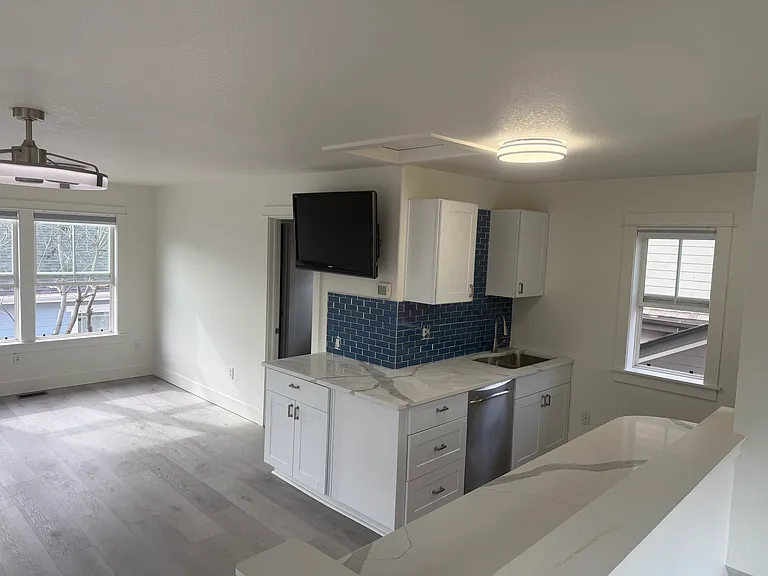 11656 Newton St — Photo 8