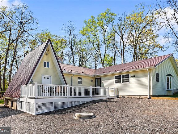 5th image of 529 McGlaughlin Rd