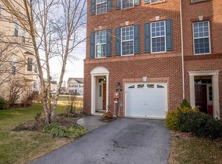 155 Abino Hills Way W, Martinsburg, WV 25403