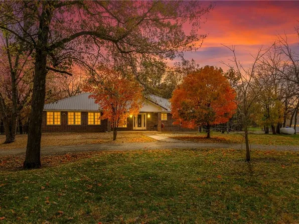 3472 Arey Rd, Bates City, MO 64011