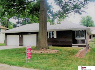 5405 P St, Omaha, NE 68117