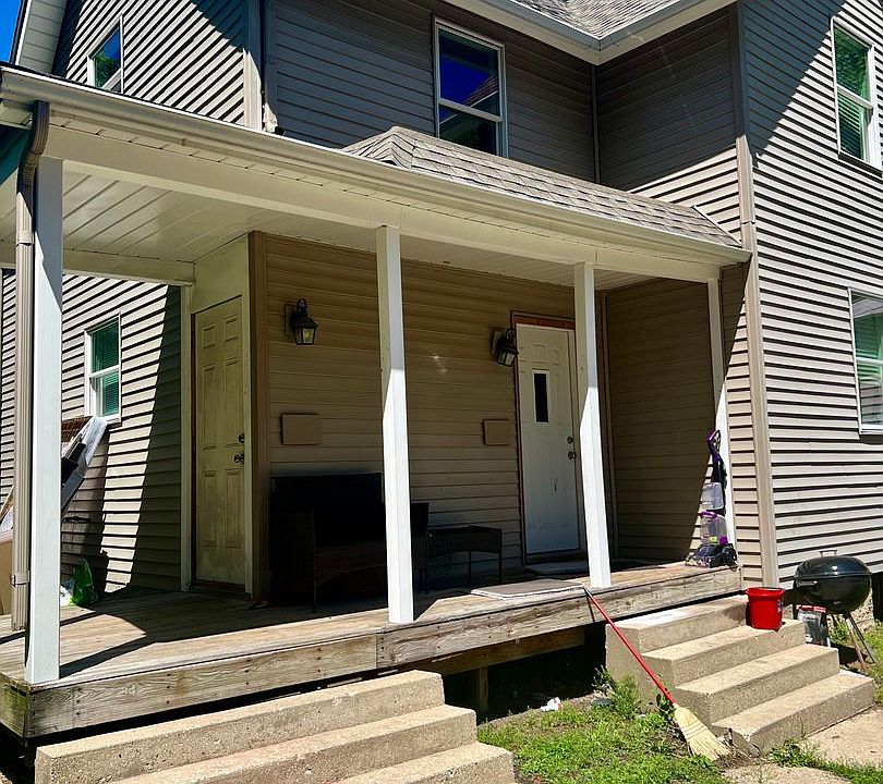 1st image of 133 S Chicago Ave #2