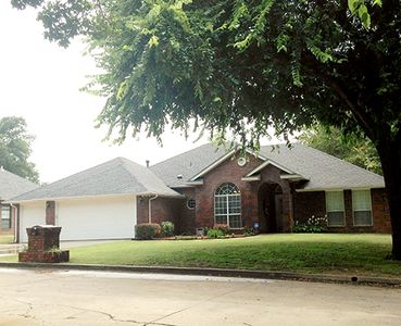 104 Woodstock Ln, Pauls Valley, OK, 73075