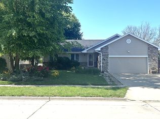 3449 Glenwood Dr, West Des Moines, IA 50265