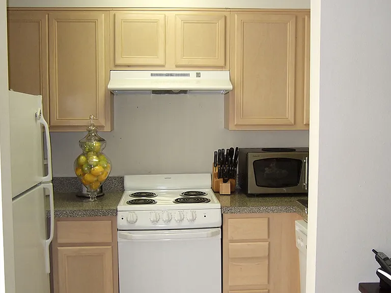 3209 Roberta St — Photo 3