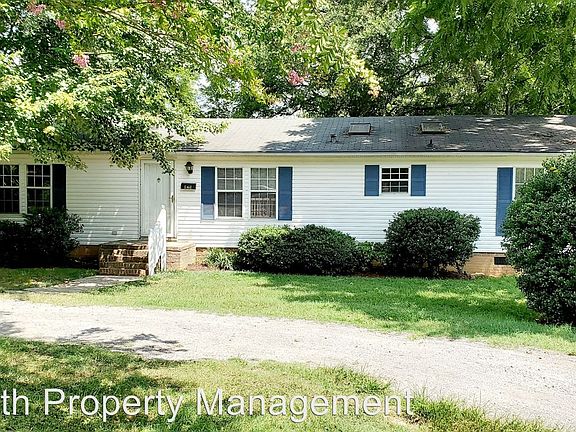 2nd image of 121 Cove Ave