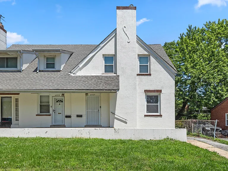6927 Raymond Ave — Photo 3