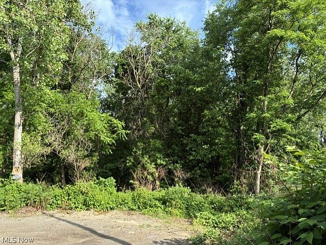 1st image of Lane St
