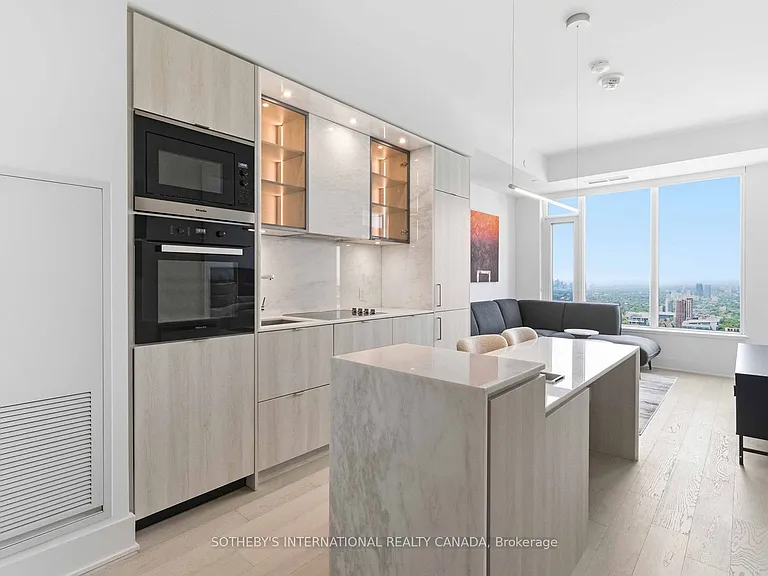 11 Yorkville Ave #5010 — Photo 4
