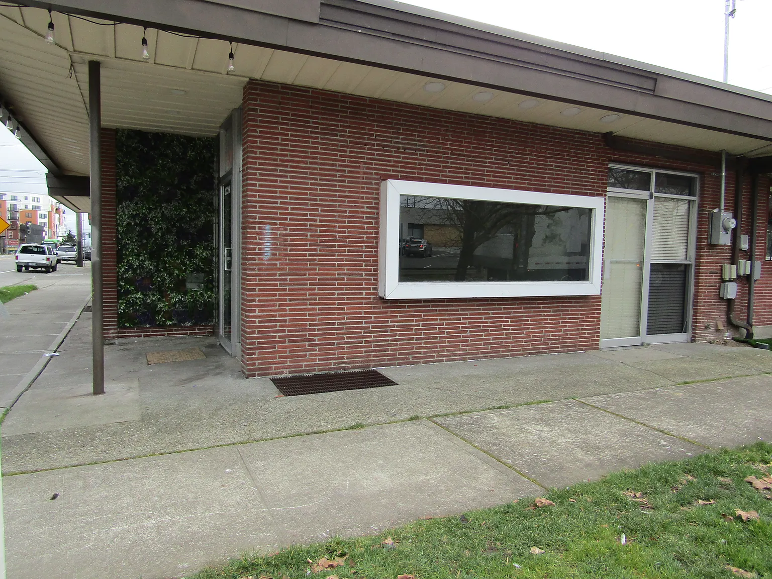 Studio, 1400 sqft, $2,525 — Photo 2