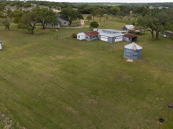 5th image of 589 County Road 4150