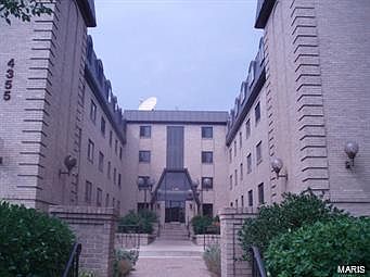 2nd image of 4355 Maryland Ave APT 323