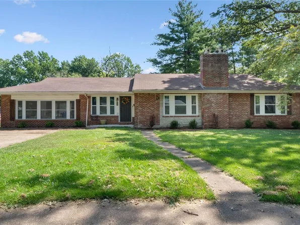 6425 Kinsey Pl, Saint Louis, MO 63109