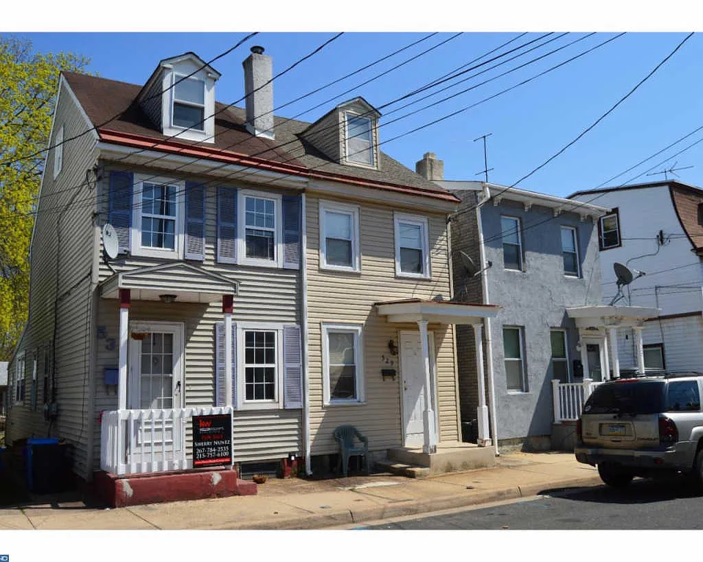 531 Swain St photo 1