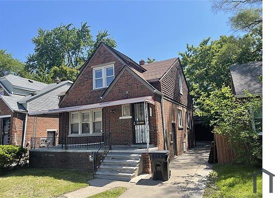 3rd image of 20410 Hull Ave